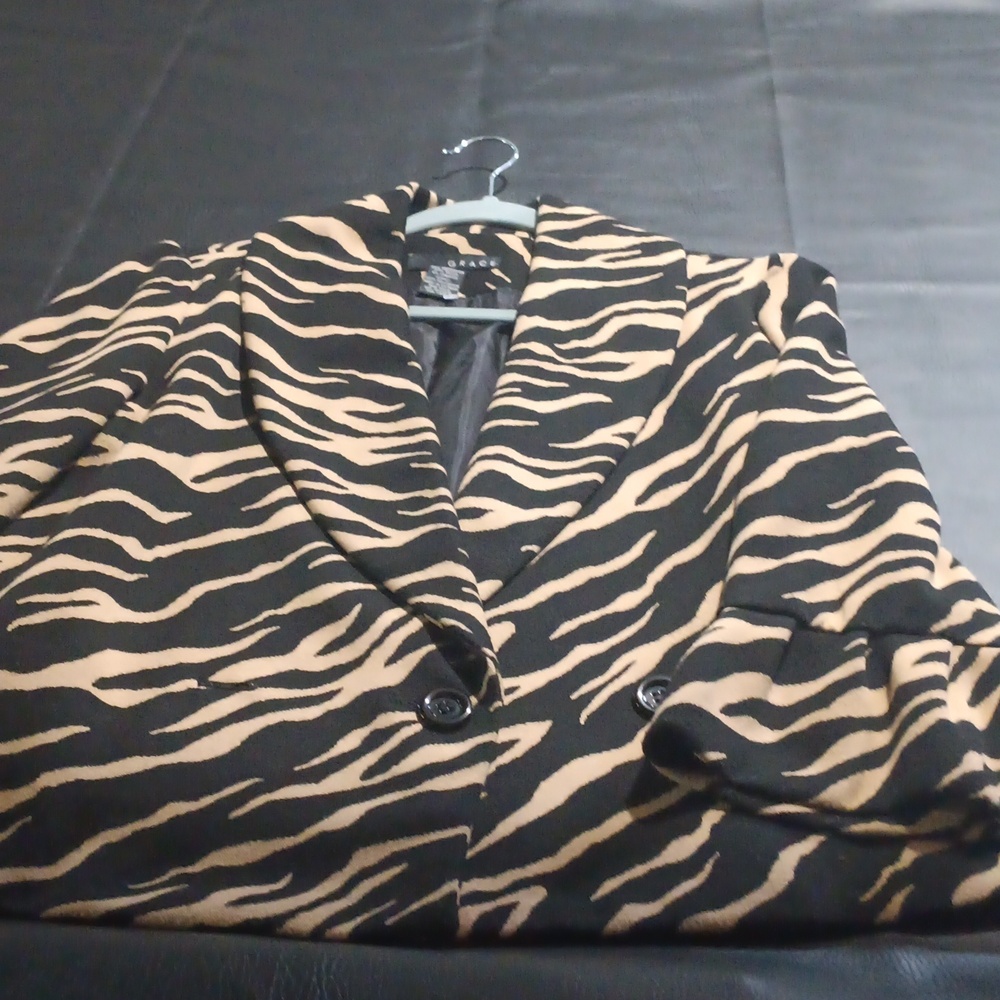 GRACE print jacket